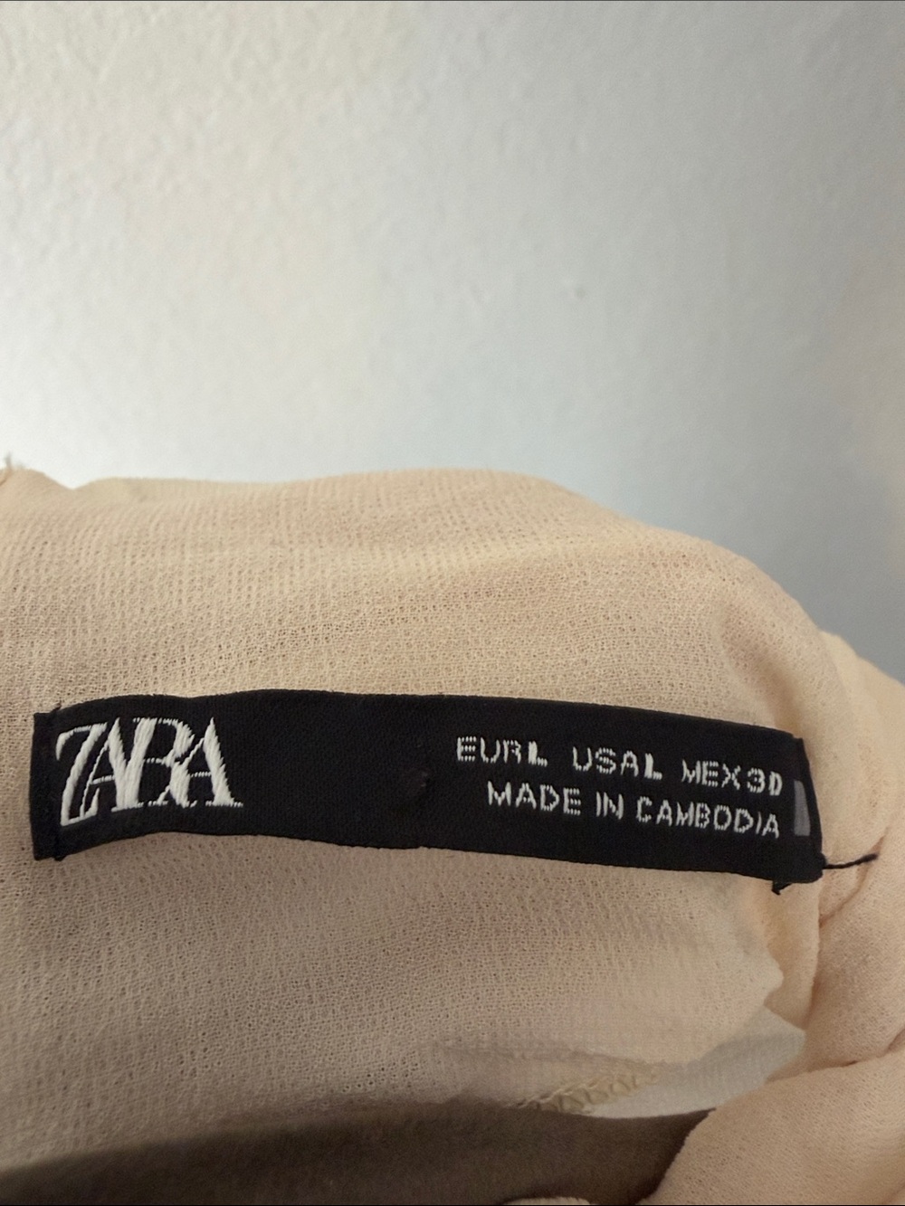 Zara Cream Ruched High-Neck Blouse - Picture 6 of 6